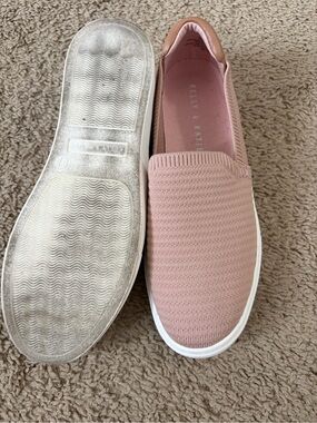 Kelly & Katie Casual Slip-On Sneakers in Blush Pink